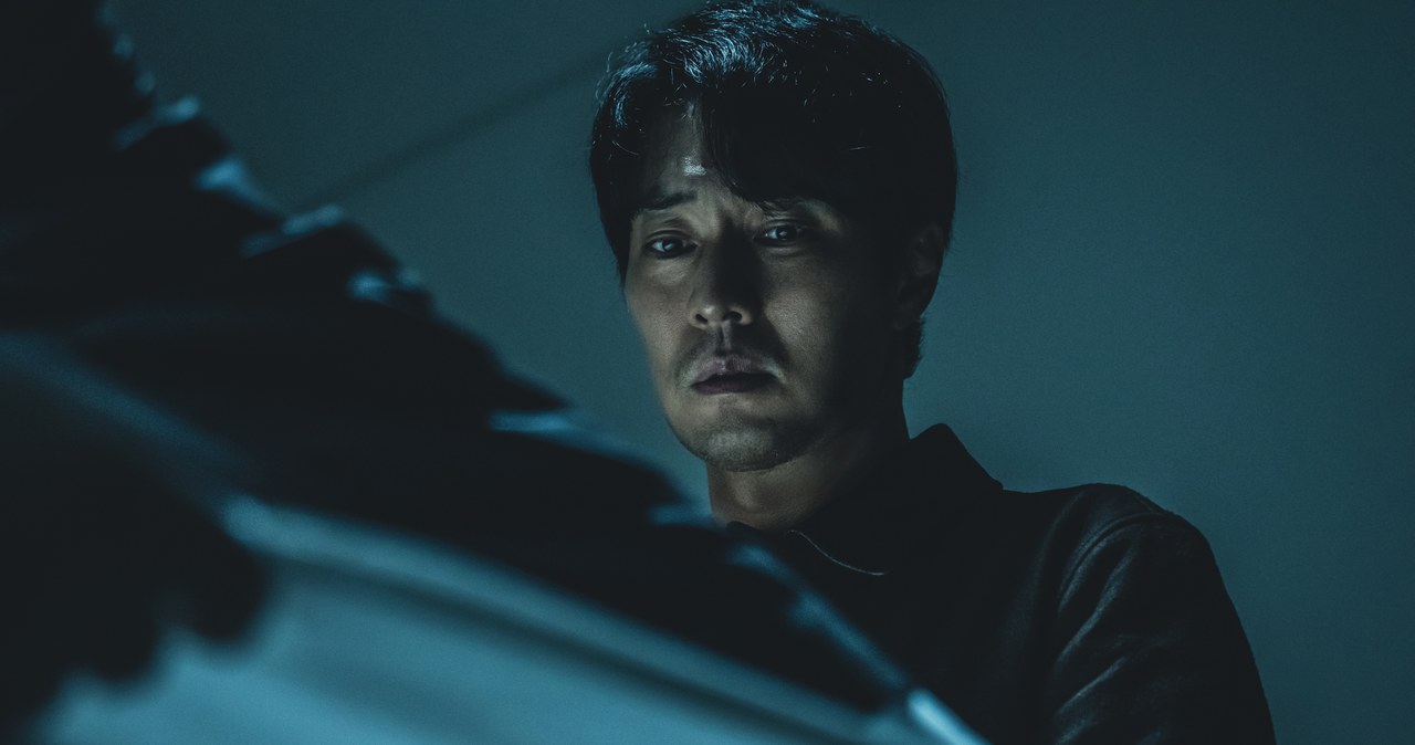So Ji-Sub w serialu "Zero litości" /Jung Jae-gu/Netflix /Netflix