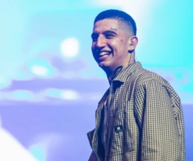 Sobel dał sekretny koncert na działkach. O co chodzi z projektem Enklawa?