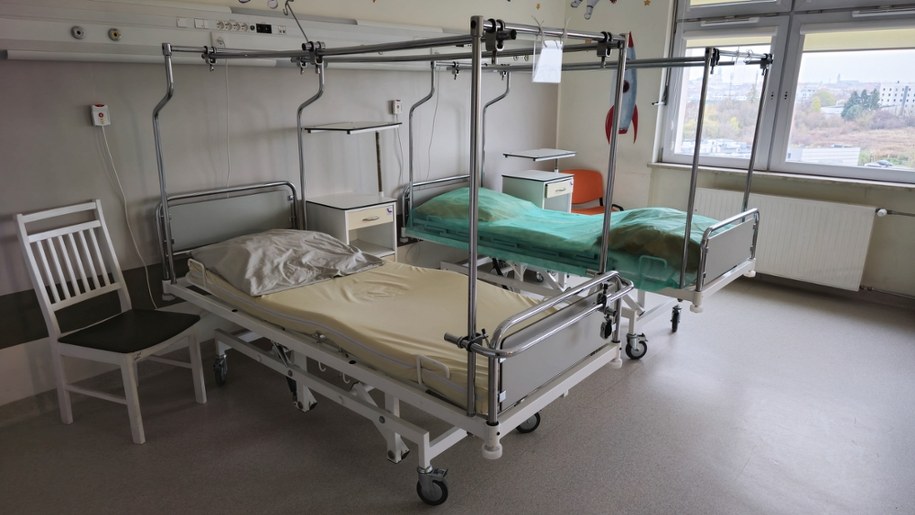 Szpital na Mazowszu wstrzymuje planowe przyjęcia pacjentów