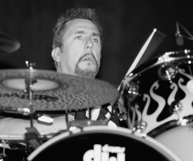 Social Distortion: Charlie Quintana nie żyje