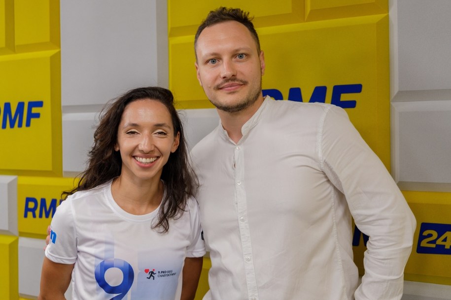 Sofia Ennaoui z Cezarym Dziwiszkiem z redakcji sportowej RMF FM /Marcin Suchmiel /RMF FM