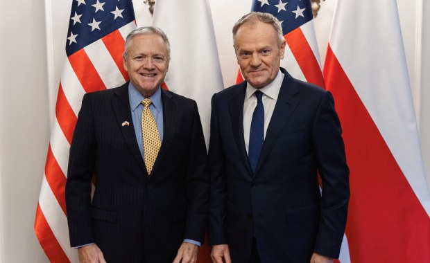 Sojusz USA-Polska stabilny? Premier Tusk spotkał się z ambasadorem