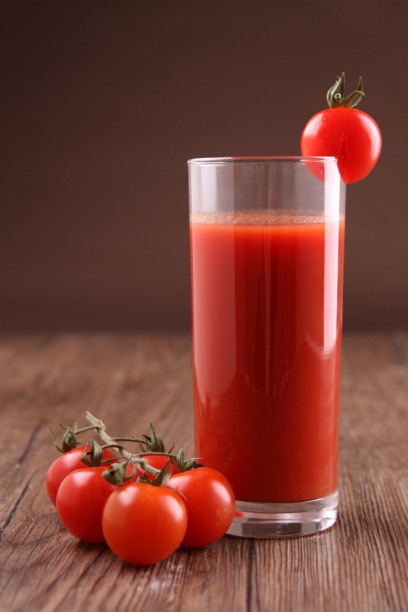 Sok ze świeżych pomidorów /123RF/PICSEL