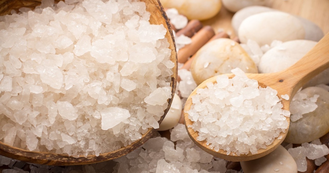 Sól morska pomoże pozbyć się wilgoci