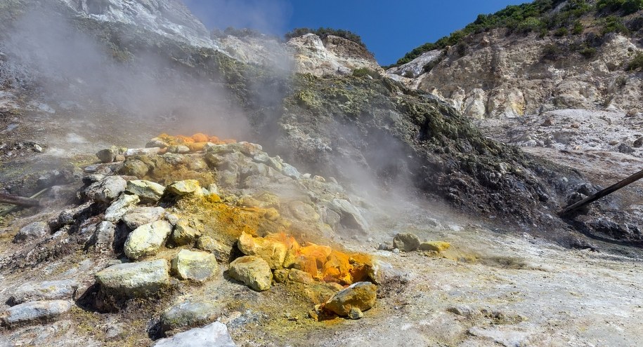 Kolejny silny wstrząs w rejonie włoskiego superwulkanu