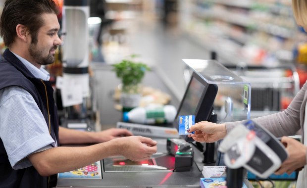 Solidarność chce rozszerzyć zakaz niedzielnego handlu