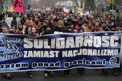 „Solidarność zamiast nacjonalizmu”. Dwa tys. osób demonstrowało w Warszawie