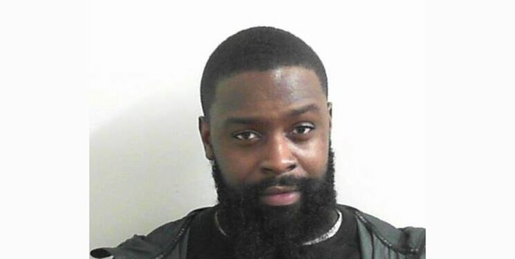 Solo 45 na zdjęciu z akt policyjnych /foto. Somerset Police /