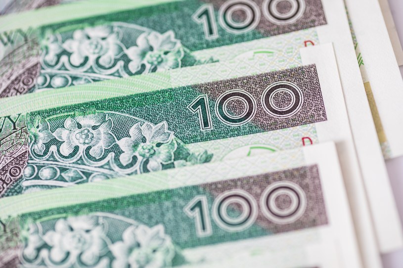 Sołtysi seniorzy będą mogli liczyć na dodatkowe pieniądze /123RF/PICSEL