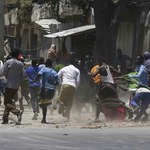 Somalia: Dziesiątki ludzi uwięzione podczas ataku ekstremistów