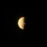 Sonda Juno uchwyciła aktywne wulkany na Io
