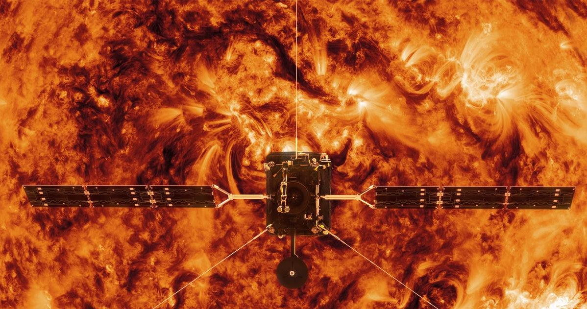 Sonda Solar Orbiter i Słońce /Sonda: ESA/ATG medialab; Słońce: NASA/SDO/P. Testa (CfA) /materiały prasowe