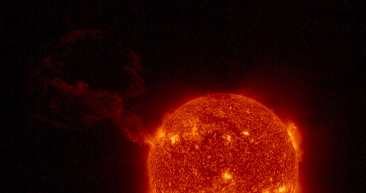 Sonda Solar Orbiter zrobiła niezwykłe zdjęcie Słońca /materiały prasowe