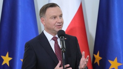 Sondaż: Andrzej Duda liderem zaufania. Donald Tusk na podium