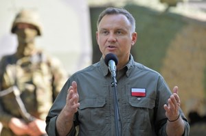 Sondaż CBOS: Andrzej Duda ponownie liderem zaufania 