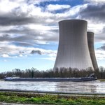 Sondaż: Coraz więcej Polaków za budową elektrowni jądrowych