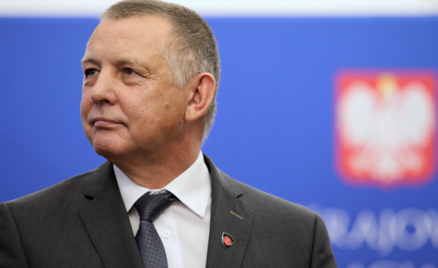 Sondaż dla "DGP" i RMF FM: Marian Banaś powinien podać się do dymisji