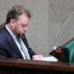 Sondaż dla Onetu: Szumowski wyprzedził prezydenta i premiera w rankingu zaufania