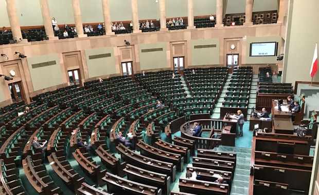 Sondaż IBRIS dla DGP, dziennik.pl i RMF FM: Tylko dwa ugrupowania w Sejmie