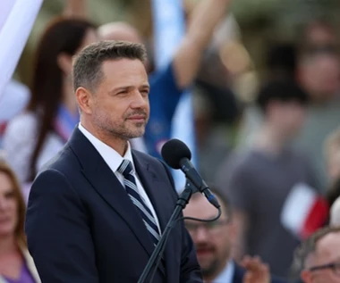 Sondaż: Mentzen stracił 7,5 pkt. proc., tyle samo zyskał Nawrocki