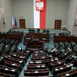 Sondaż: Pięć partii w Sejmie, Nowoczesna poza parlamentem