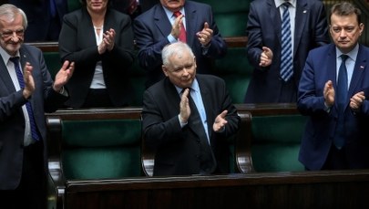 Sondaż: PiS na prowadzeniu, 19 proc. poparcia dla PO