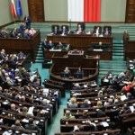 Sondaż: Polacy mieli wybrać koalicję z PiS lub KO na czele. Oto wynik