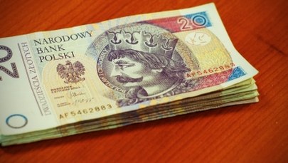 Sondaż: Polacy nieco lepiej oceniają sytuację ekonomiczną kraju