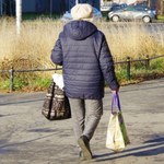 Sondaż: Prawie 50 proc. Polaków chce obniżyć wiek emerytalny