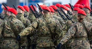 Sondaż RMF FM w sprawie zasadniczej służby wojskowej. Ponad połowa Polaków zgodna