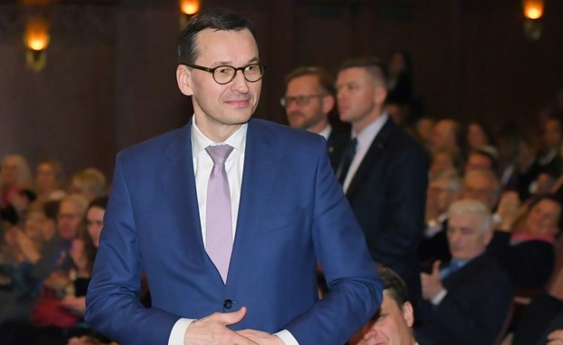 Sondaż: Spadek notowań rządu, premiera i prezydenta