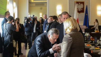 Sondaż: Wzrosło poparcie dla rządu Beaty Szydło