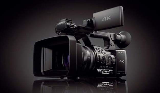 Sony 4K Handycam FDR-HX1 /materiały prasowe