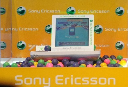 Sony Ericsson - niedługo bez tej drugiej firmy? /AFP
