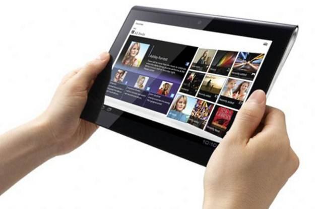 Sony Tablet S - ciekawa propozycja na rynku tabletów. Czy się sprawdzi? /materiały prasowe