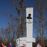 Sowieckie pomniki już nie znikają