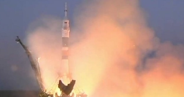 Soyuz wyniósł w przestrzeń trzech astronautów /materiały prasowe