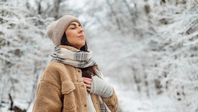 Spacer mimo chłodu i zimowa kąpiel leśna? Kilka kroków bliżej do zdrowia