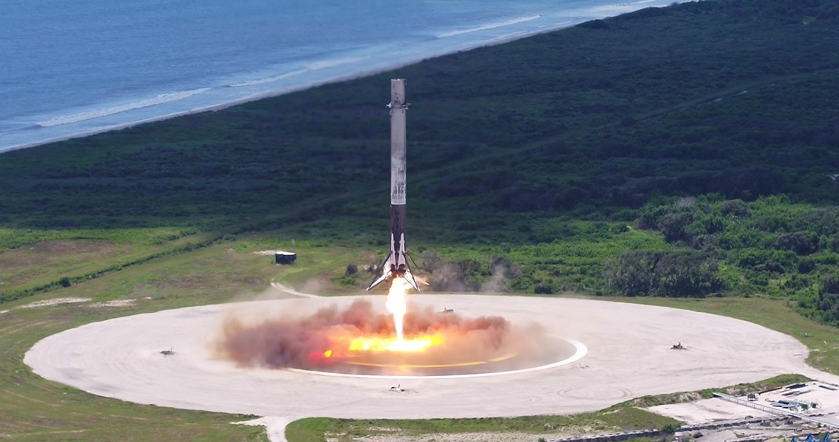 SpaceX i Blue Origin chwalą się swoimi rakietami. Oto potęga kosmiczna USA /Geekweek