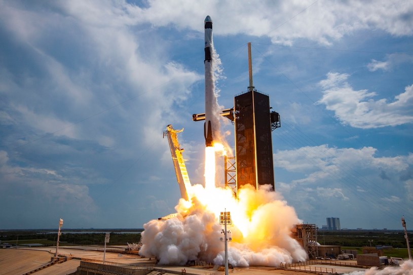 SpaceX odpowiada na słowa szefa Roskosmosu /materiały prasowe