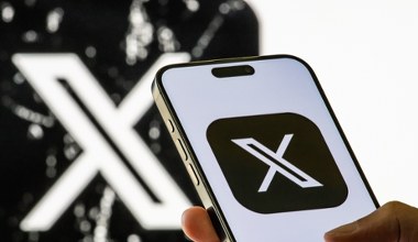 SpaceX szykuje urządzenie z AI mniejsze od iPhone'a? Elon Musk zabrał głos