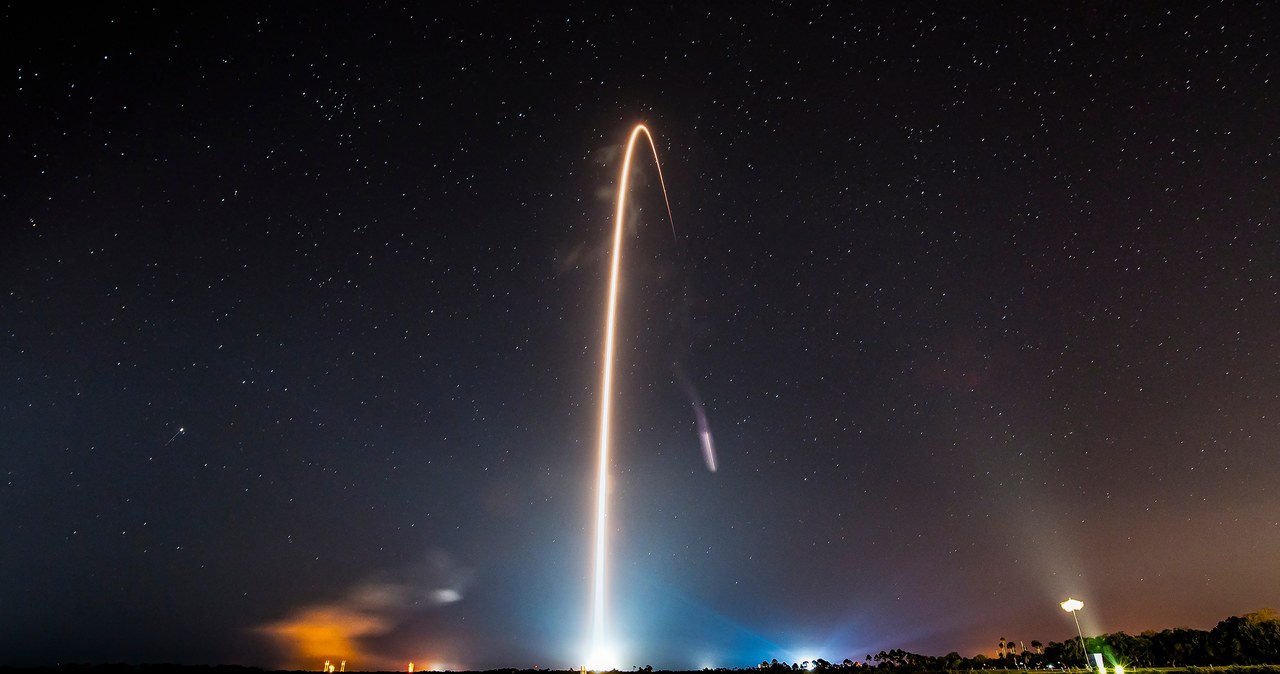 SpaceX wystrzeliło dwie rakiety Falcon 9 w odstępie niespełna 4 godzin. /SpaceX /materiały prasowe