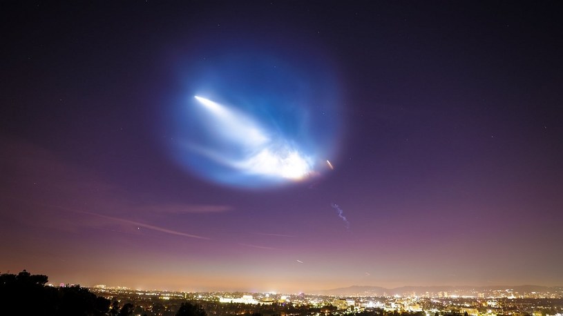 SpaceX zapewnił Kalifornijczykom niezwykły spektakl na nocnym niebie /Geekweek