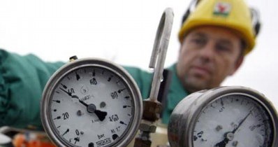 Spadek ceny gazu dwucyfrowy? /AFP