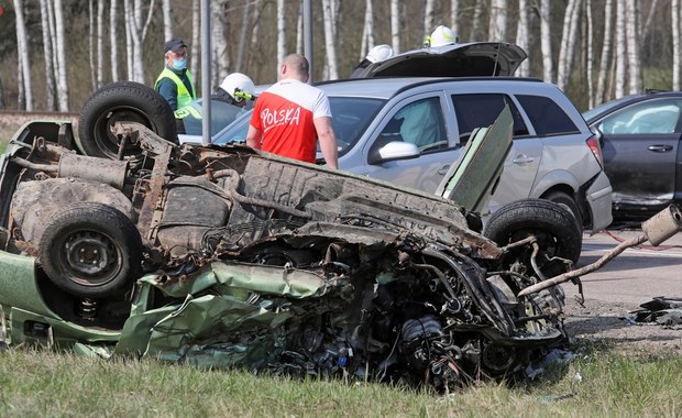 Spadek liczby wypadków w Polsce. Niestety, wzrosła liczba ofiar pijanych kierowców