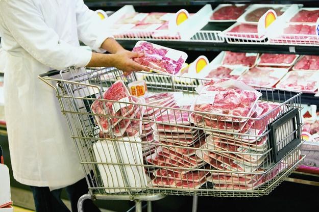 Spadek spożycia mięsa w gospodarstwach domowych powodują głównie rosnące ceny /&copy; Panthermedia