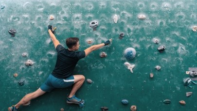 Spadł ze ścianki wspinaczkowej z 15 metrów. Przygotowywał się do zawodów