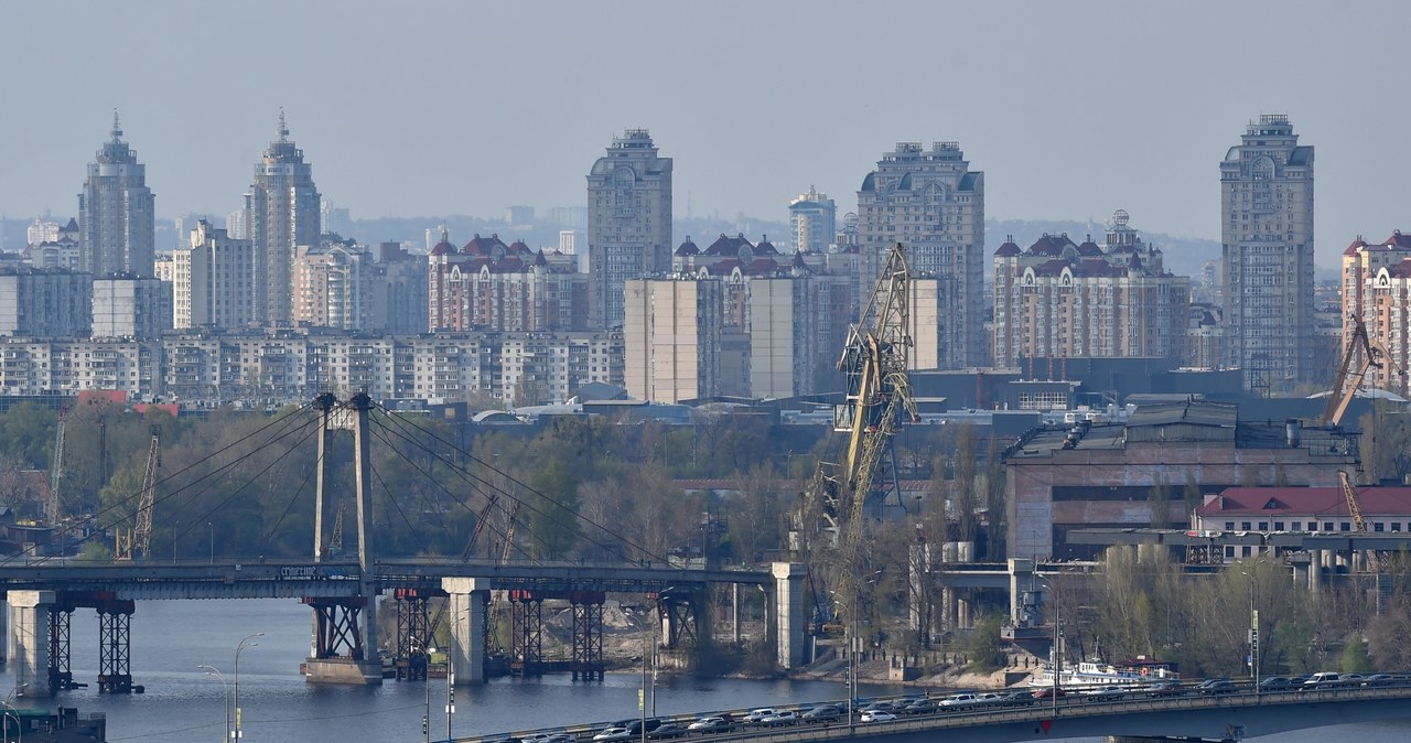 Spadła wartość bezpośrednich inwestycji zagranicznych w Ukrainie. Wojna odstrasza potencjalnych inwestorów. Na zdjęciu Kijów /Sergei GAPON / AFP /AFP