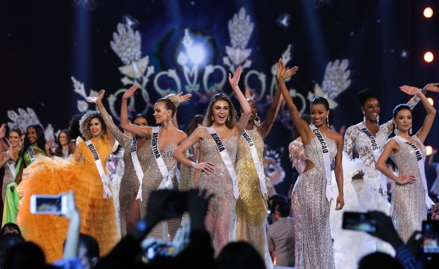 Spadła ze sceny na konkursie Miss Universe. Kobieta walczy o życie