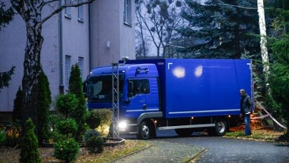 ​Spakowali rowery, kosiarki, kinkiety. Rosyjscy dyplomaci wyprowadzają się z Poznania